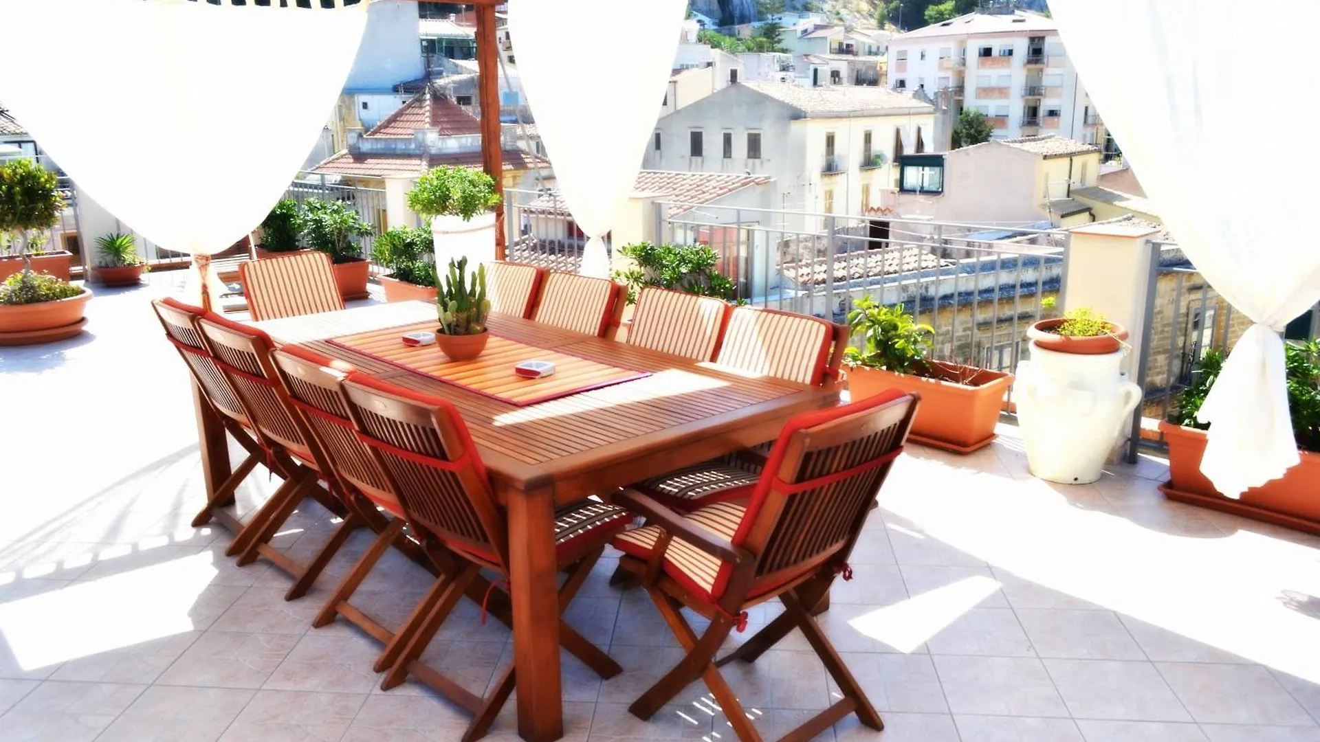 Bed & Breakfast Scirocco Bed and Breakfast Cefalù Italien